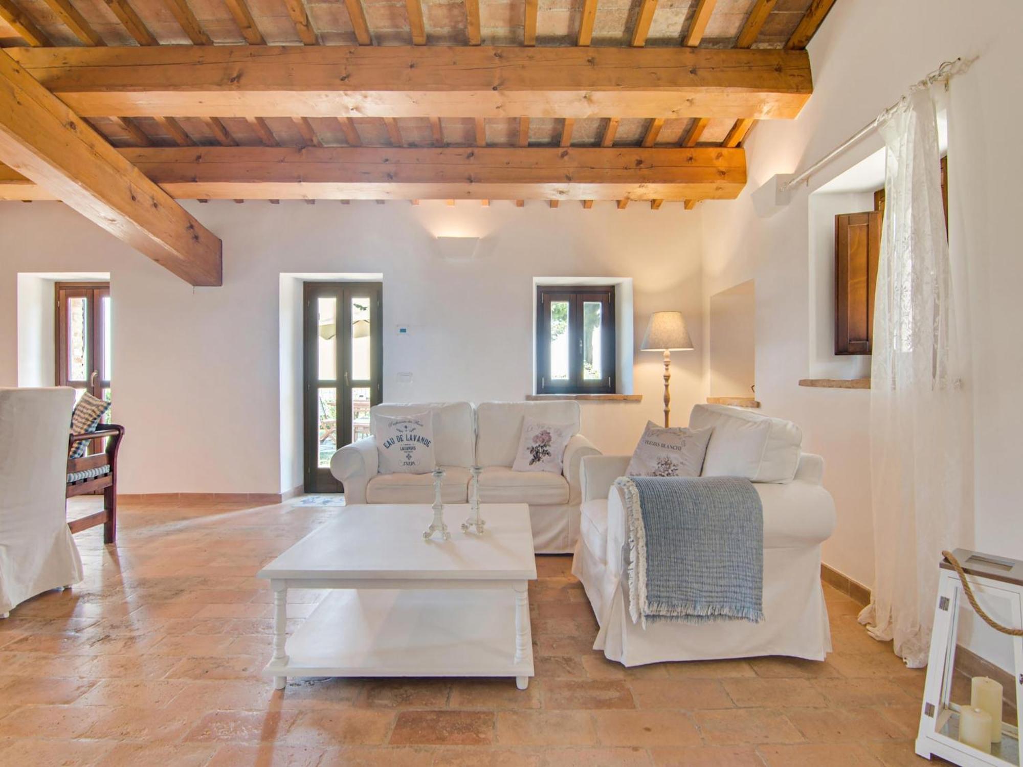 Stunning Apartment In Mombaroccio Near Metauro River Екстер'єр фото