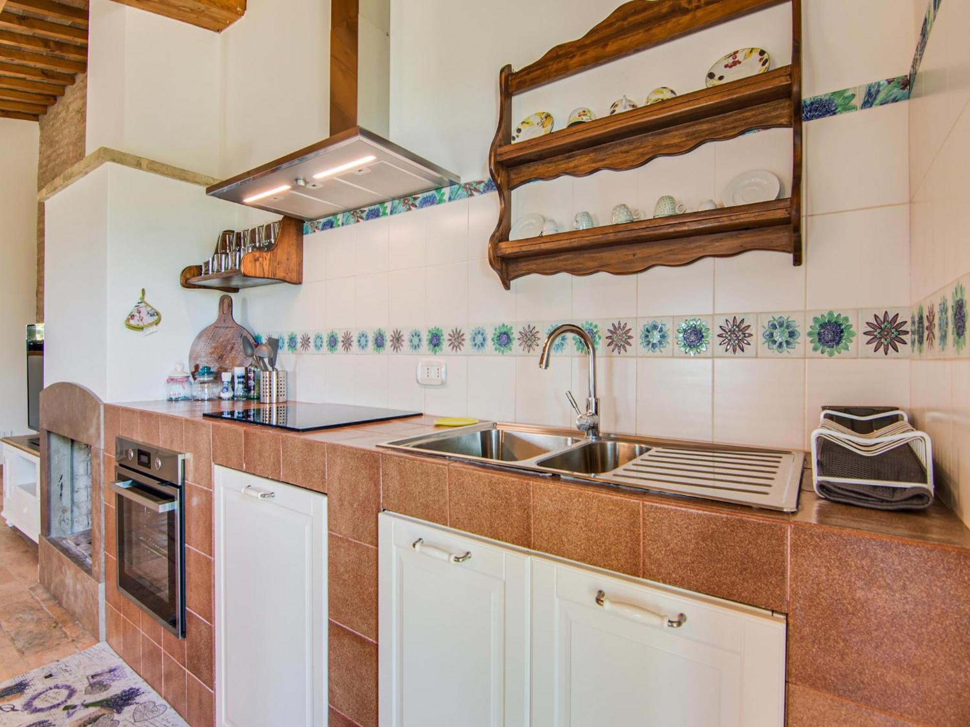Stunning Apartment In Mombaroccio Near Metauro River Екстер'єр фото