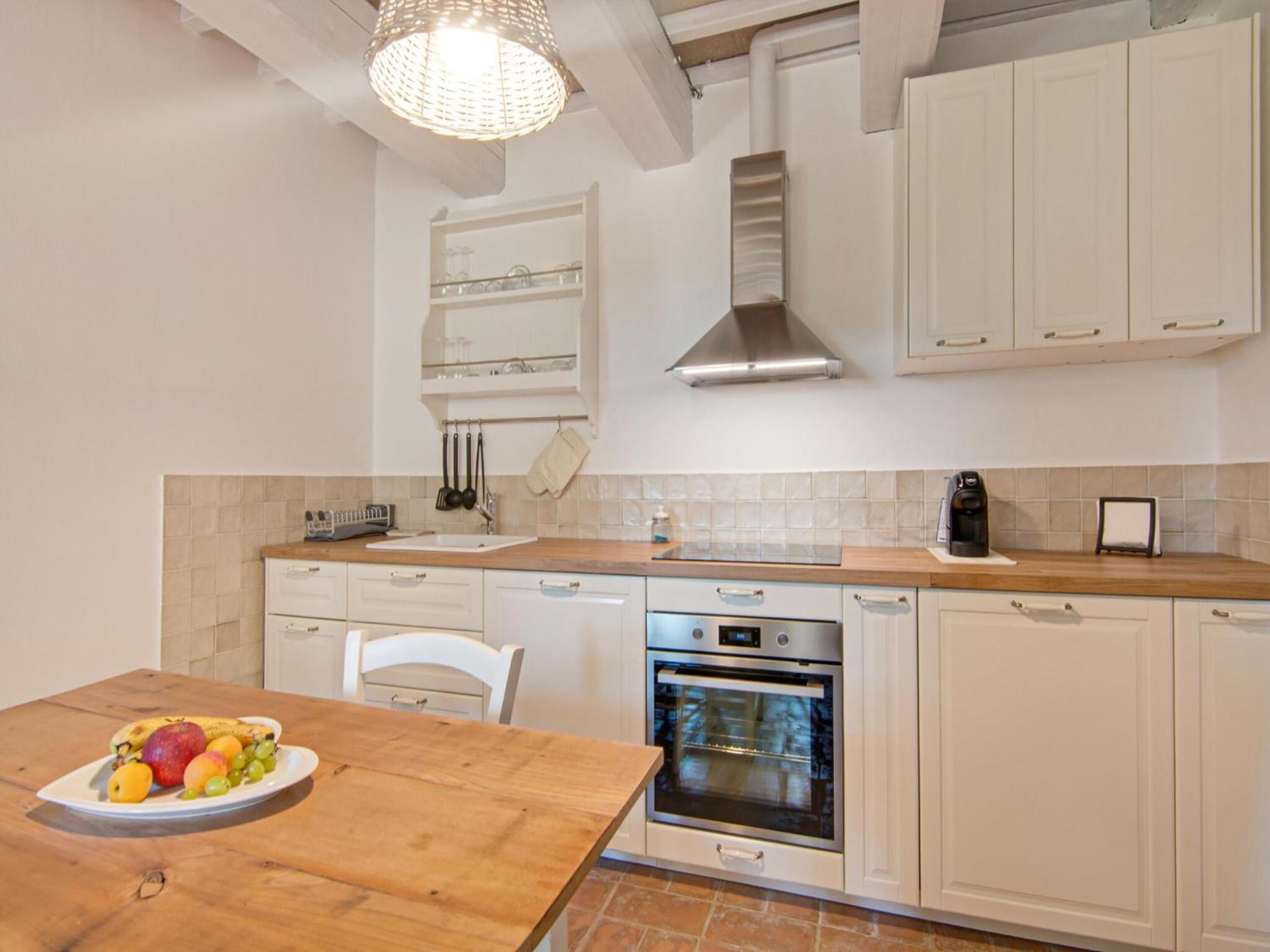 Stunning Apartment In Mombaroccio Near Metauro River Екстер'єр фото
